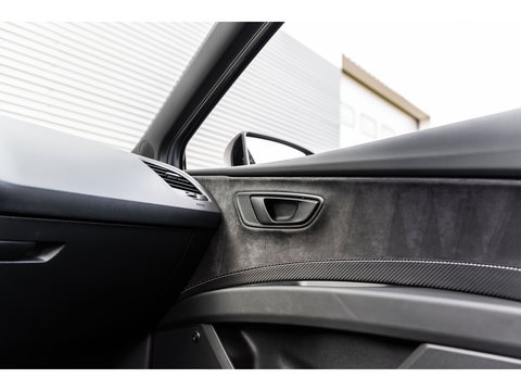 SEAT Leon ST 2.0 TSI CUPRA 300 4DRIVE PANO BEATS CAMERA DAB+