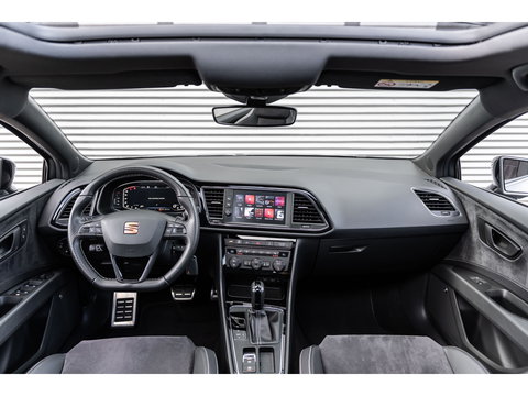 SEAT Leon ST 2.0 TSI CUPRA 300 4DRIVE PANO BEATS CAMERA DAB+