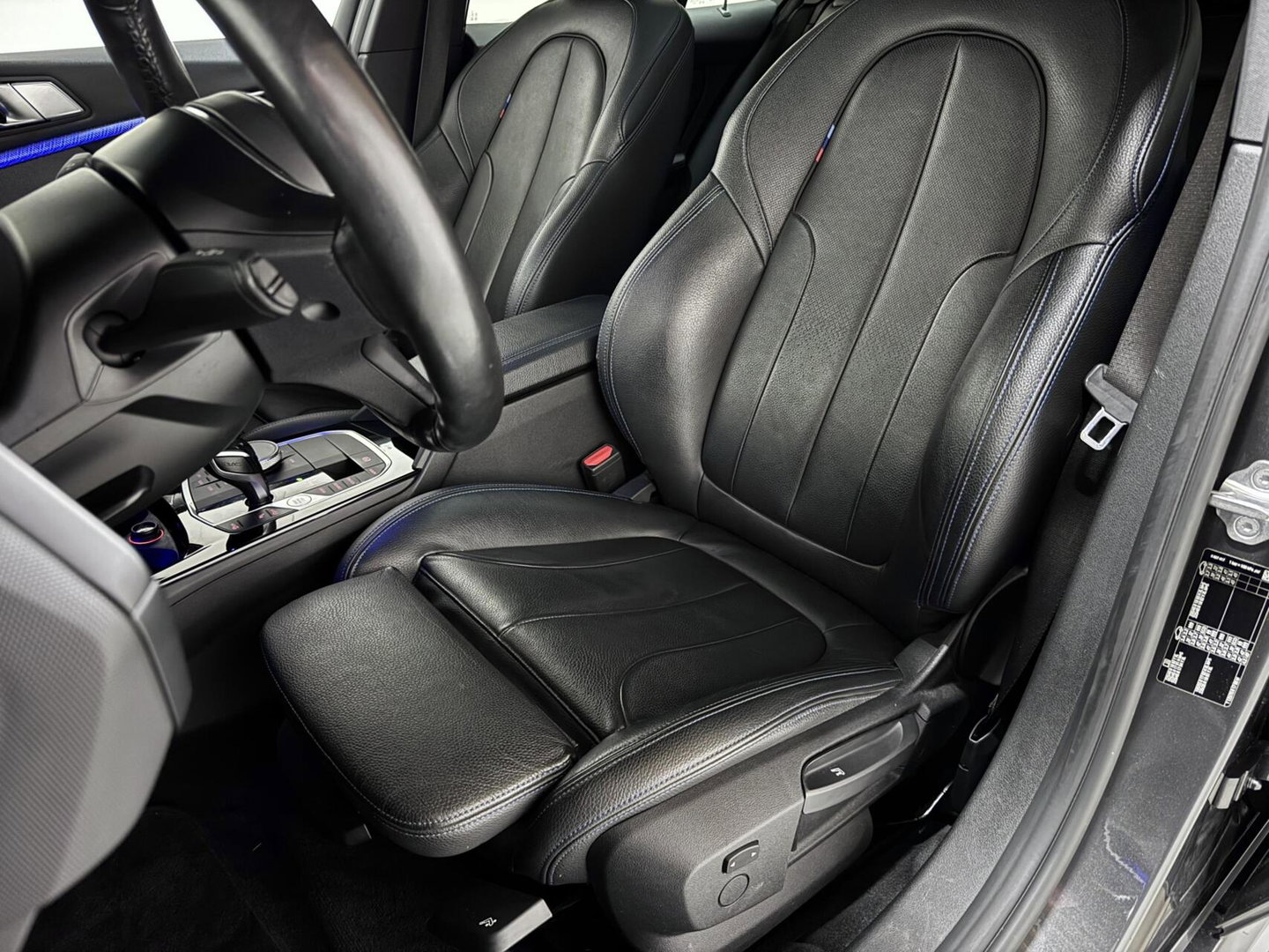 BMW 1 Serie 118i M-Sport Pano H/K Leer Sfeer Carplay NAP