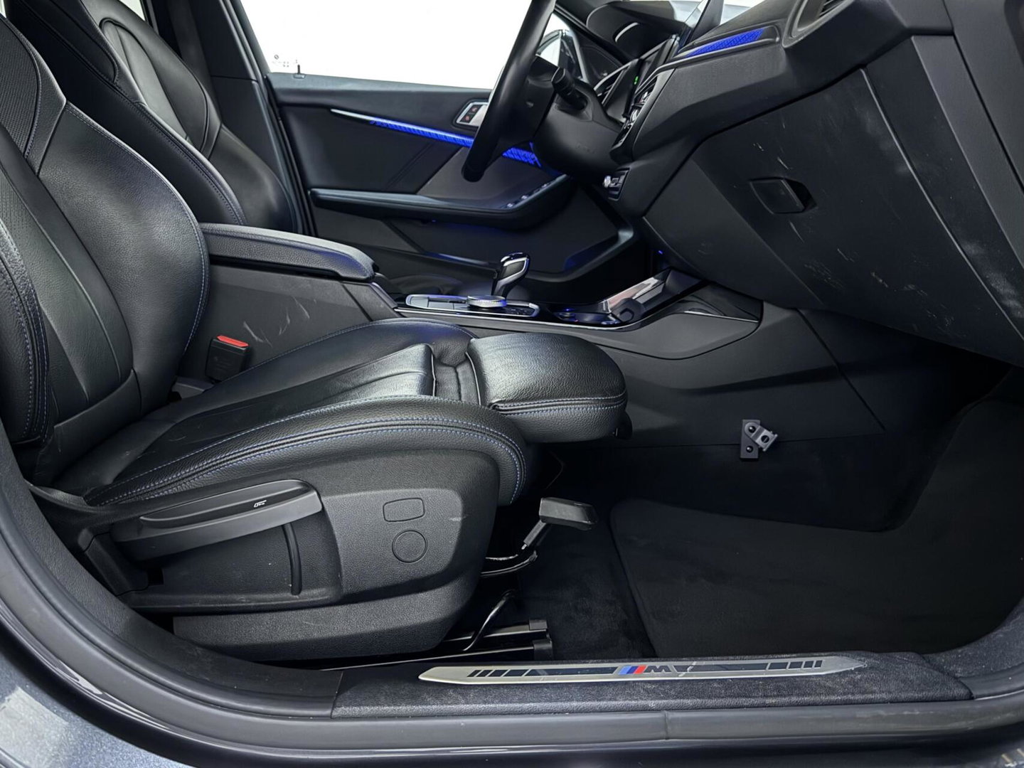 BMW 1 Serie 118i M-Sport Pano H/K Leer Sfeer Carplay NAP