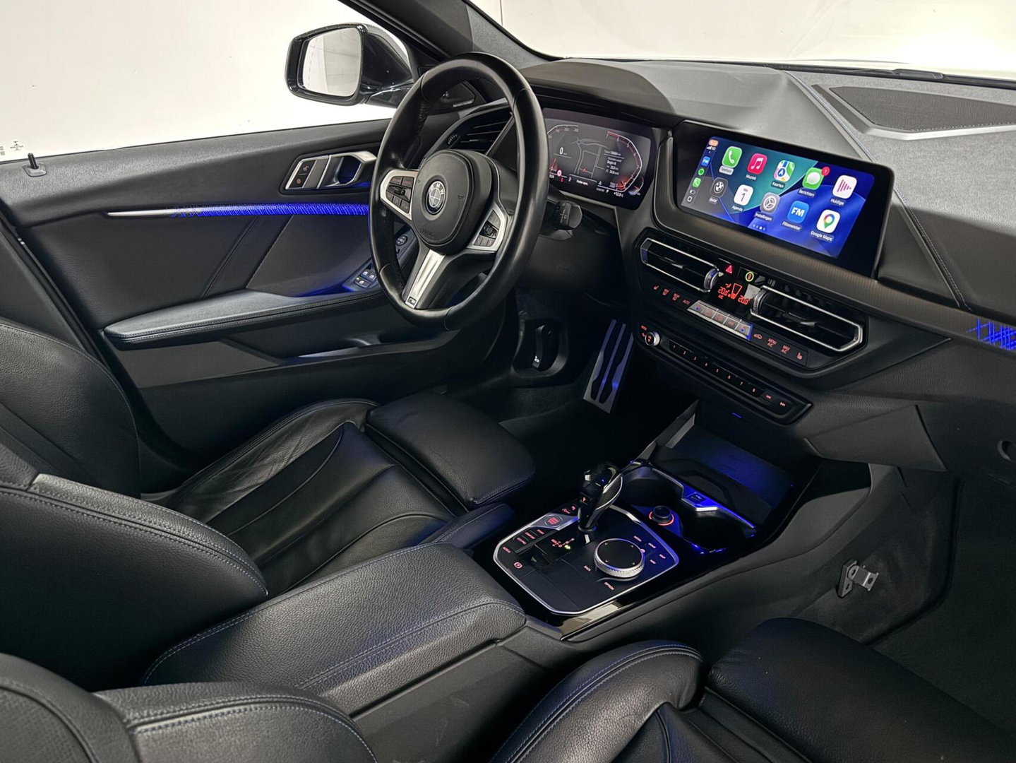 BMW 1 Serie 118i M-Sport Pano H/K Leer Sfeer Carplay NAP