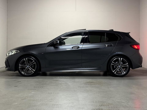 BMW 1 Serie 118i M-Sport Pano H/K Leer Sfeer Carplay NAP