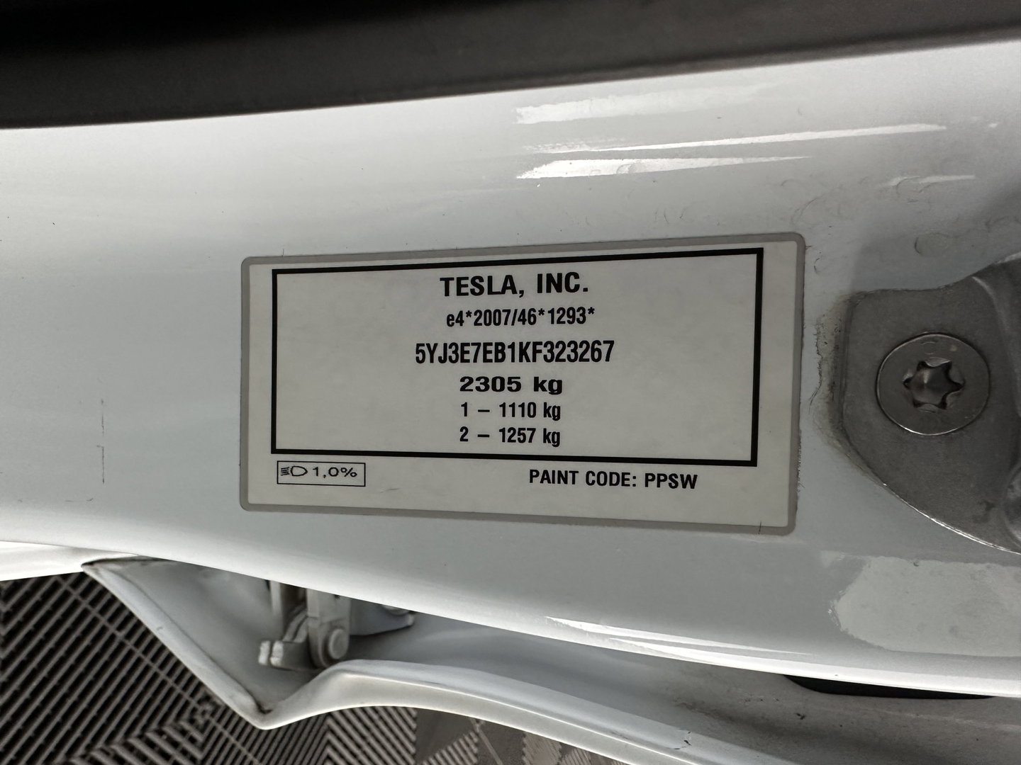 Tesla Model 3 Long Range AWD 75 kWh [ 3-Fase ] (INCL-BTW) Aut. *PANO | AUTOPILOT | LEATHER | KEYLESS | FULL-LED | MEMORY-PACK | TOPVIEW | DAB | CARPLAY | DIGI-COCKPIT | LANE-ASSIST | COMFORTSEATS | 19"ALU*