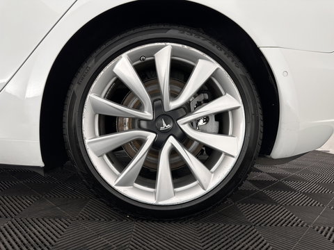 Tesla Model 3 Long Range AWD 75 kWh [ 3-Fase ] (INCL-BTW) Aut. *PANO | AUTOPILOT | LEATHER | KEYLESS | FULL-LED | MEMORY-PACK | TOPVIEW | DAB | CARPLAY | DIGI-COCKPIT | LANE-ASSIST | COMFORTSEATS | 19"ALU*