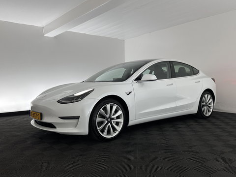 Tesla Model 3 Long Range AWD 75 kWh [ 3-Fase ] (INCL-BTW) Aut. *PANO | AUTOPILOT | LEATHER | KEYLESS | FULL-LED | MEMORY-PACK | TOPVIEW | DAB | CARPLAY | DIGI-COCKPIT | LANE-ASSIST | COMFORTSEATS | 19"ALU*