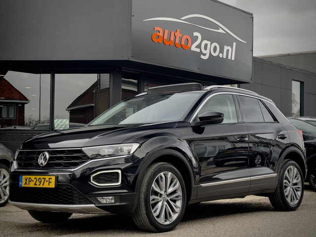 Volkswagen T-Roc - 1.5 TSI AUT7 SPORT PANODAK LEDER NAVI CAMERA DIGI-DASH APPLE-CARPLAY LED LMV PDC