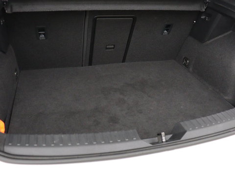 CUPRA Leon 1.4 eHybrid | SOH 90% | Carplay | Stoelverwarming | Adaptive cruise | Memory | Camera | Sfeerverlichting | Keyless | Sportstoelen | Navigatie | Full LED | Parkeerhulp | PHEV | Plug In