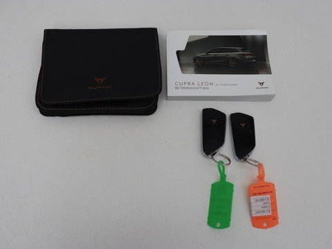 CUPRA Leon 1.4 eHybrid | SOH 90% | Carplay | Stoelverwarming | Adaptive cruise | Memory | Camera | Sfeerverlichting | Keyless | Sportstoelen | Navigatie | Full LED | Parkeerhulp | PHEV | Plug In