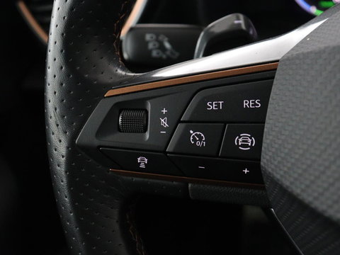 CUPRA Leon 1.4 eHybrid | SOH 90% | Carplay | Stoelverwarming | Adaptive cruise | Memory | Camera | Sfeerverlichting | Keyless | Sportstoelen | Navigatie | Full LED | Parkeerhulp | PHEV | Plug In