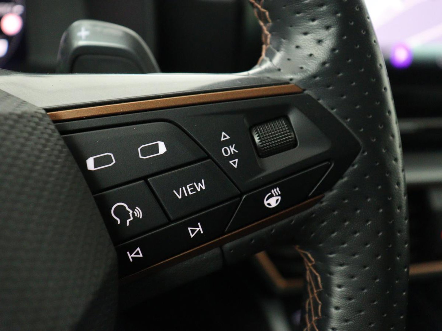 CUPRA Leon 1.4 eHybrid | SOH 90% | Carplay | Stoelverwarming | Adaptive cruise | Memory | Camera | Sfeerverlichting | Keyless | Sportstoelen | Navigatie | Full LED | Parkeerhulp | PHEV | Plug In