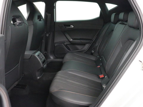 CUPRA Leon 1.4 eHybrid | SOH 90% | Carplay | Stoelverwarming | Adaptive cruise | Memory | Camera | Sfeerverlichting | Keyless | Sportstoelen | Navigatie | Full LED | Parkeerhulp | PHEV | Plug In