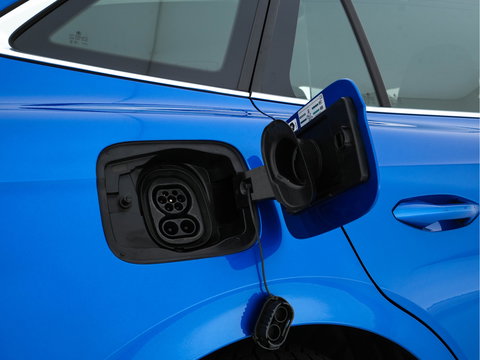 Škoda Enyaq iV 80 Comfort Line [ 3-Fase-11 kW) ] {SOH-88%} (INCL-BTW) *HEATPUMP | LEATHER-MICROFIBRE | FULL-LED | DIGI-COCKPIT | CAMERA | KEYLESS | NAVI-FULLMAP | AMBIENTLIGHT | ECC | HEATED-COMFORTSEATS | DAB+ | PDC | CRUISE | CARPLAY | TOWBAR | 19"