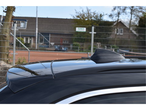 BMW 5 Serie Touring 520i Executive Edition Facelift | NL-Auto | Elekt.trekhaak | Historie | Carplay | Navi | DAB | Full LED | Zeer netjes