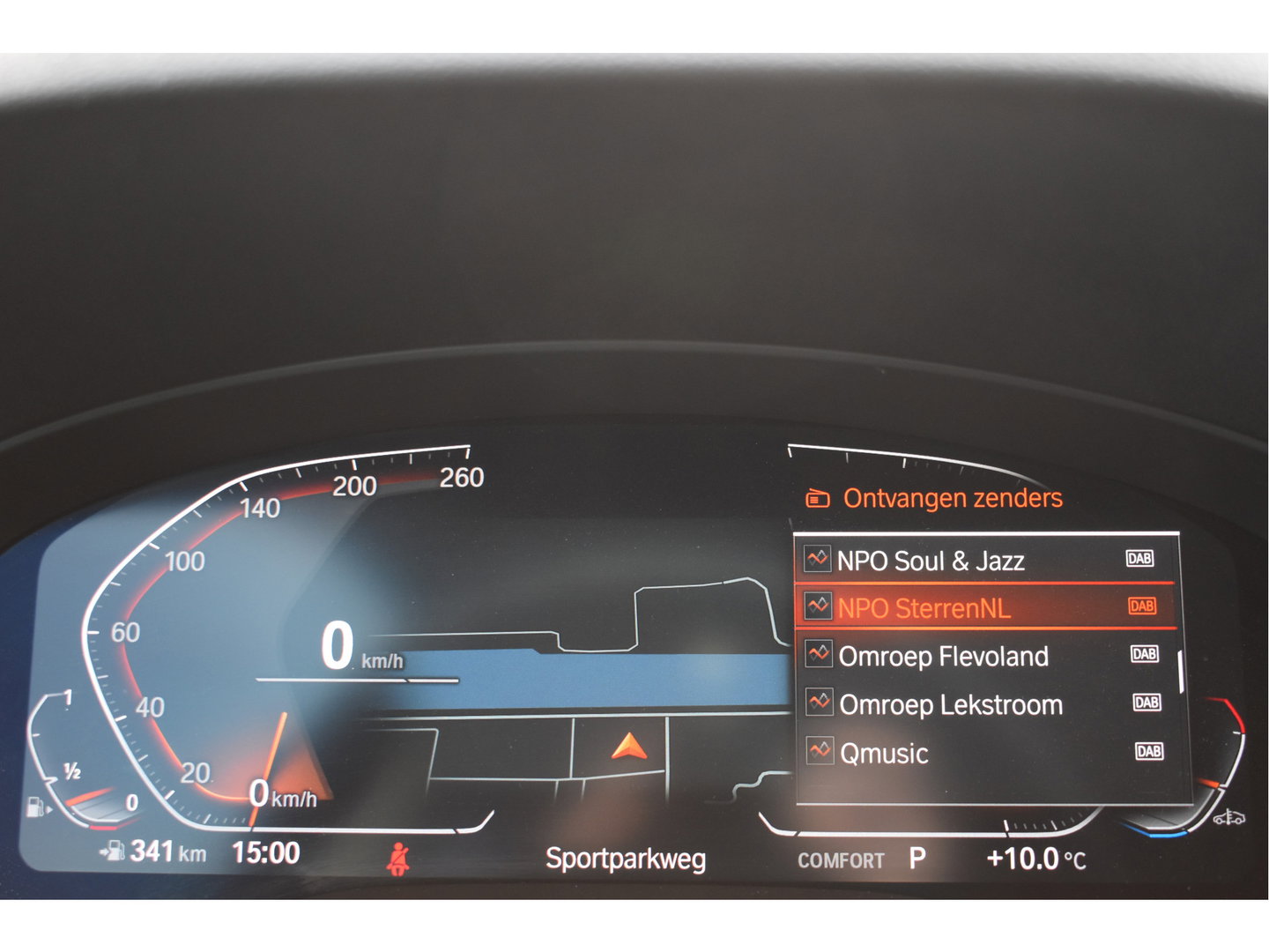 BMW 5 Serie Touring 520i Executive Edition Facelift | NL-Auto | Elekt.trekhaak | Historie | Carplay | Navi | DAB | Full LED | Zeer netjes