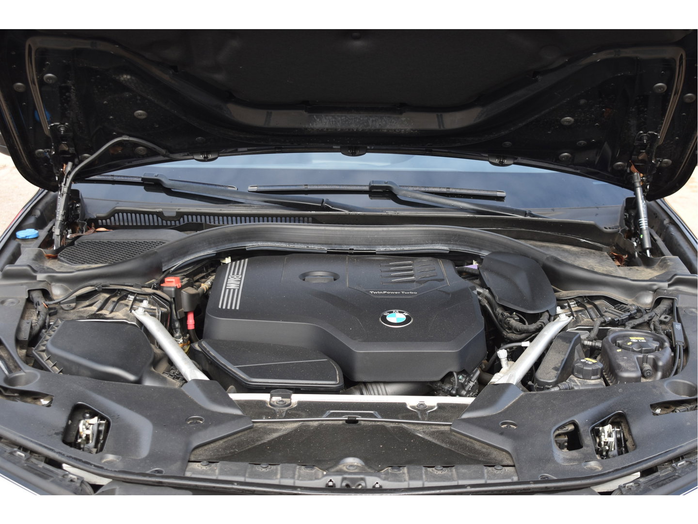 BMW 5 Serie Touring 520i Executive Edition Facelift | NL-Auto | Elekt.trekhaak | Historie | Carplay | Navi | DAB | Full LED | Zeer netjes