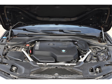 BMW 5 Serie Touring 520i Executive Edition Facelift | NL-Auto | Elekt.trekhaak | Historie | Carplay | Navi | DAB | Full LED | Zeer netjes