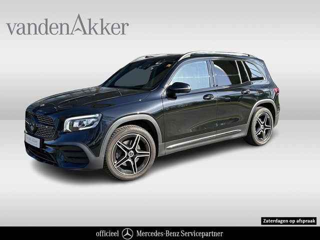 Mercedes-Benz GLB - 180 AMG // Nightpakket // Sfeerverlichting // 19" AMG Velgen // Camera // Elek. Achterklep