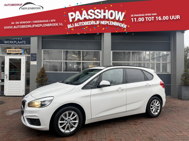 BMW 2 Serie - Active Tourer 218i Luxury Automaat,16inch,Schuifdak,Clima,Navi,Cruise,Trekhaak Hoge Zit Dealer onderhouden 140pk