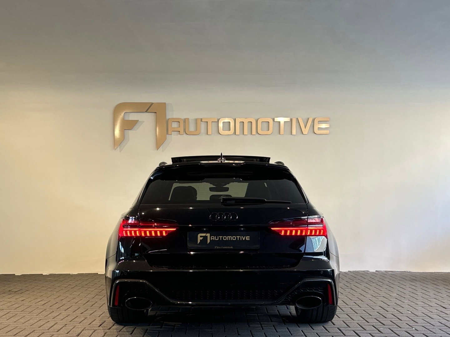 Audi RS6 Avant 4.0 TFSI quattro Pano|Ceramic|Carbon|B&O 3D