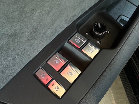 Audi RS6 Avant 4.0 TFSI quattro Pano|Ceramic|Carbon|B&O 3D