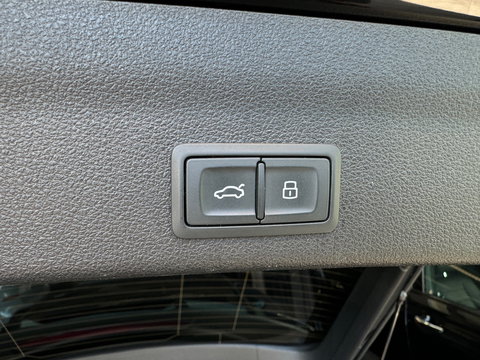 Audi RS6 Avant 4.0 TFSI quattro Pano|Ceramic|Carbon|B&O 3D