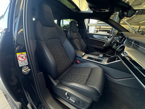 Audi RS6 Avant 4.0 TFSI quattro Pano|Ceramic|Carbon|B&O 3D