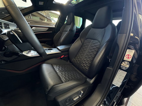 Audi RS6 Avant 4.0 TFSI quattro Pano|Ceramic|Carbon|B&O 3D