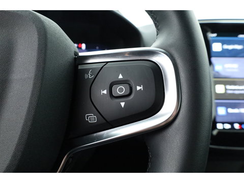 Volvo XC40 Recharge Plus | ACC | Blis | Trekhaak | achteruitrijcamera | Carplay | Stoel & Stuur verwarming |