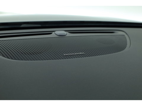 Volvo V60 2.0 T6 Plug-in hybrid AWD Plus Bright | Pilot Ass. | Blis | H&K | Elek. stoel met mem. | Stuur- & 4x stoelverw. |