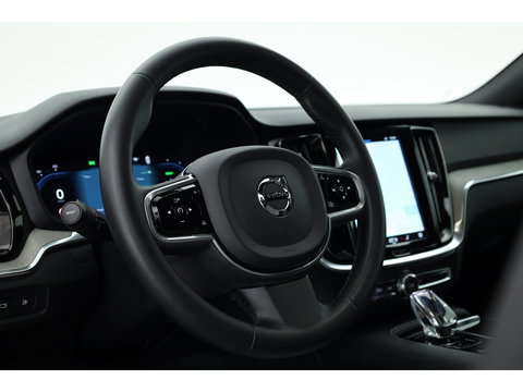 Volvo V60 2.0 T6 Plug-in hybrid AWD Plus Bright | Pilot Ass. | Blis | H&K | Elek. stoel met mem. | Stuur- & 4x stoelverw. |