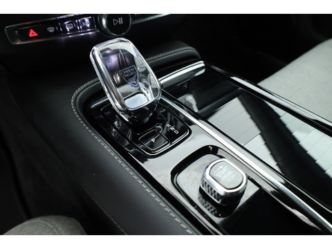 Volvo V60 2.0 T6 Plug-in hybrid AWD Plus Bright | Pilot Ass. | Blis | H&K | Elek. stoel met mem. | Stuur- & 4x stoelverw. |