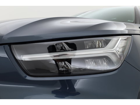 Volvo XC40 Recharge Plus | ACC | Blis | Trekhaak | achteruitrijcamera | Carplay | Stoel & Stuur verwarming |
