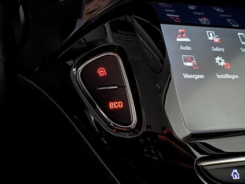 Opel Corsa 1.0 Turbo Navi Cruise PDC 90PK NAP