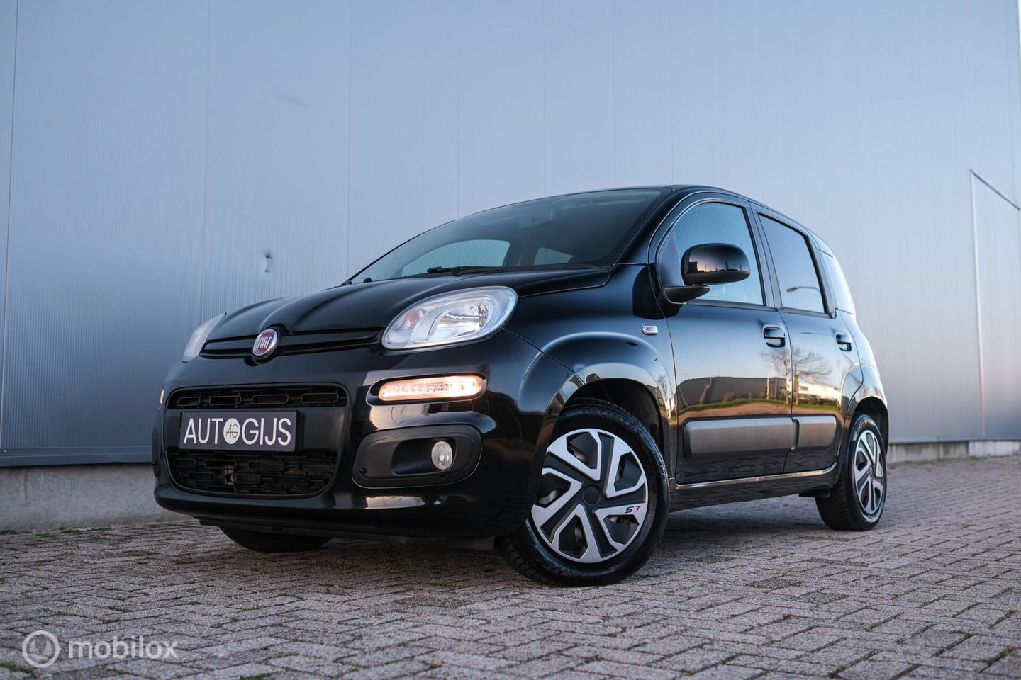 Fiat Panda 0.9 TwinAir Lounge | Airco | Elek ramen | Getint Glas | NAP NL auto |