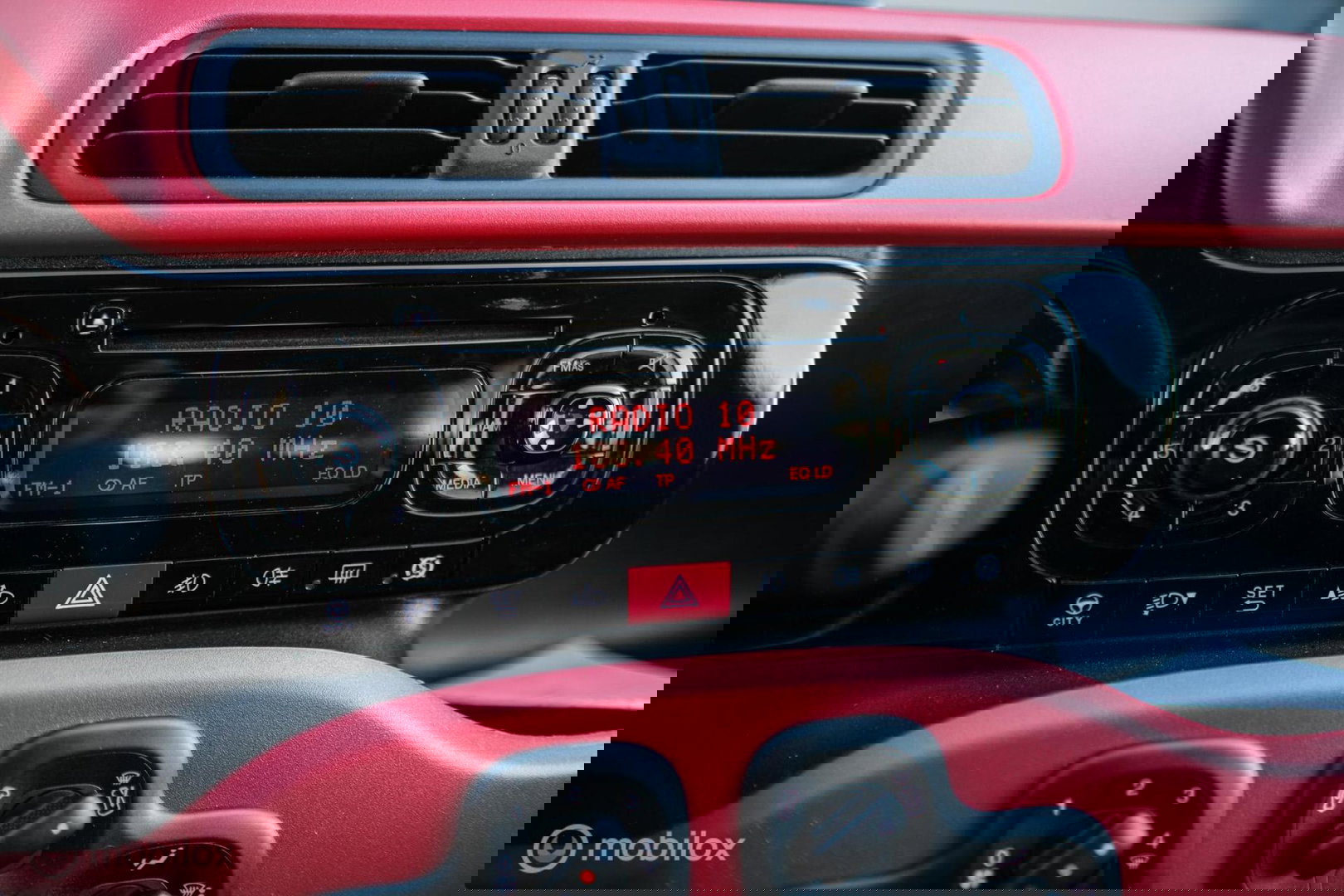 Fiat Panda 0.9 TwinAir Lounge | Airco | Elek ramen | Getint Glas | NAP NL auto |