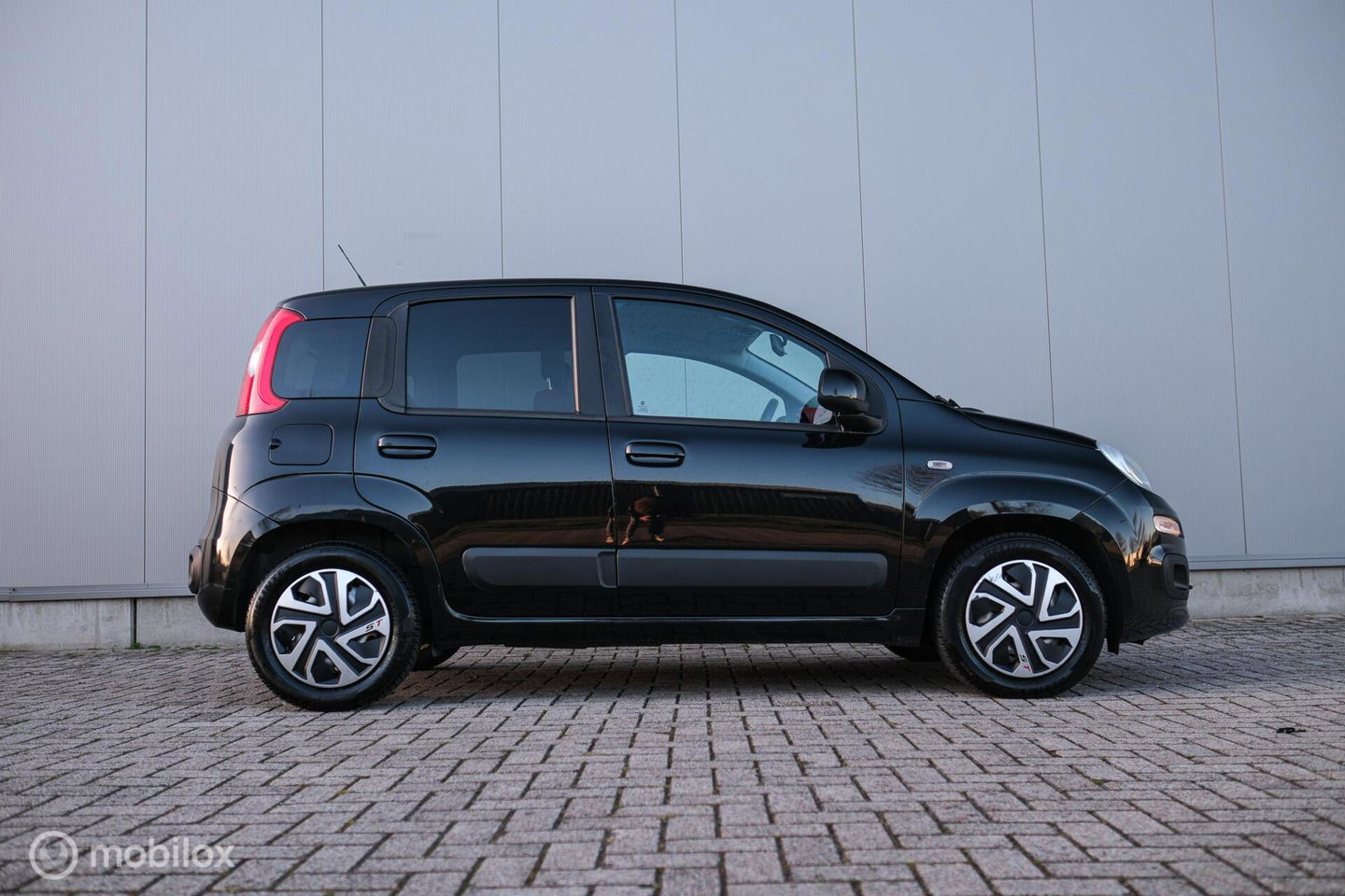 Fiat Panda 0.9 TwinAir Lounge | Airco | Elek ramen | Getint Glas | NAP NL auto |