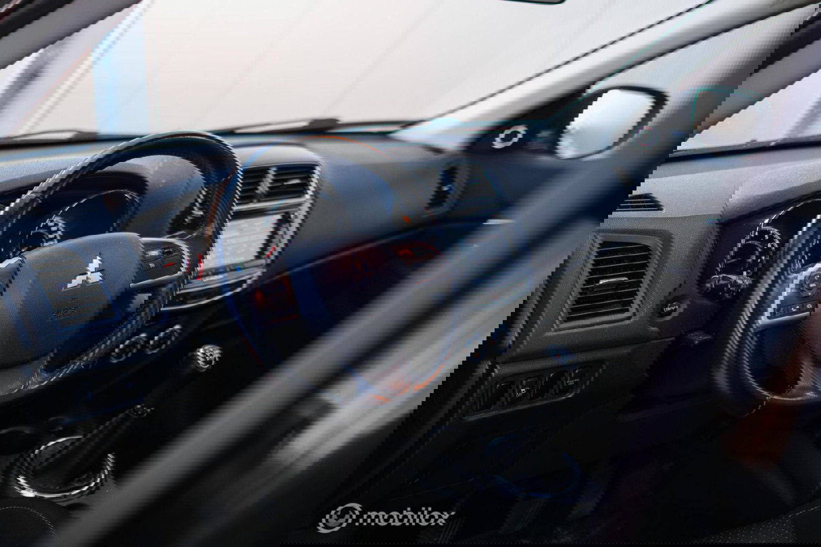 Mitsubishi ASX 1.6 Cleartec Intense+ | Panorama | Camera | NL auto NAP | Clima | LED |