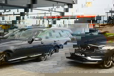 Volvo V90 - 2.0 T8 AWD Inscription | PANO | trekhaak | stoelkoeling | CarPlay