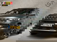 Jeep Compass - 4xe 190 Plug-in Hybrid Electric Limited Sport 190Pk Automaat (VIRTUAL COCKPIT, APPLE CARPLAY, GROOT NAVI, ZWART HEMEL, LEDER, GETINT GLAS, SPORTSTOELEN, 360 CAMERA, ADAPTIVE CRUISE, NIEUWSTAAT)