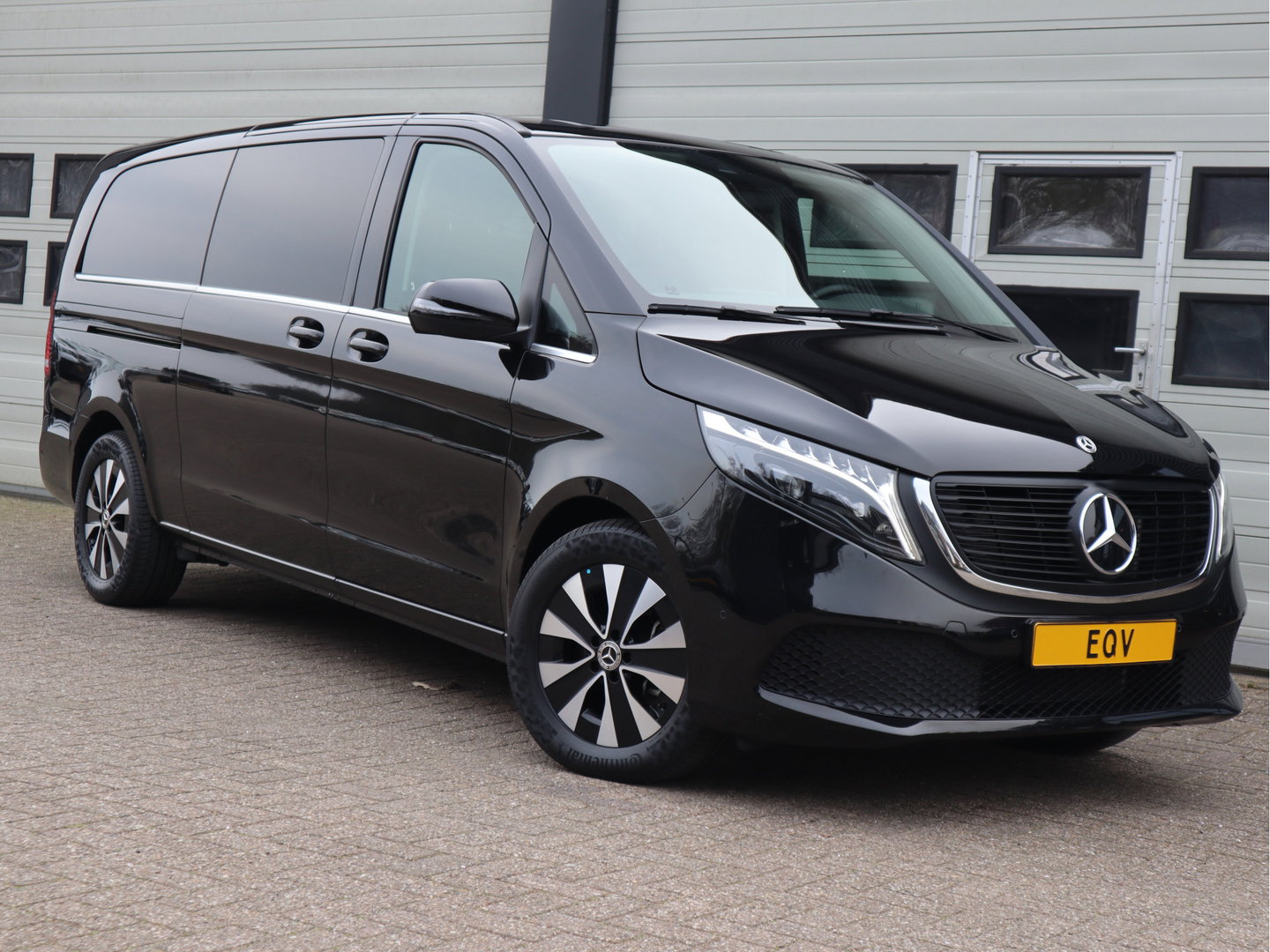 Mercedes-Benz EQV 300 90kWh SoH 95.9 % L3 Extra Lang - 8 Zits - Leder - elc. Schuif