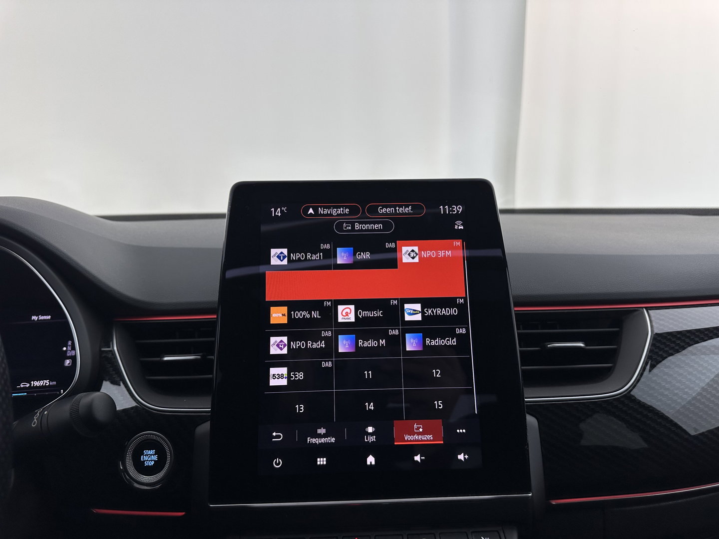 Renault Arkana 1.6 E-Tech Hybrid 145 Renault-Sport Line (INCL-BTW) Aut. *PANO | LEATHER | FULL-LED | BLINDSPOT | CAMERA | HEATED-SPORTSEATS | KEYLESS | AMBIENTLIGHT | DIGI-COCKPIT | PRIVACY-GLASS | NAVI-FULLMAP | ECC | ADAPTIVE-CRUISE | PDC | 18"*