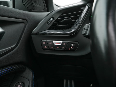 BMW 2 Serie Gran Coupé 220i M-Sportpack Business Edition (INCL-BTW) Aut. *PANO | MICROFIBRE-SPORTSEATS | FULL-LED | DIGI-COCKPIT | CAMERA | NAVI-FULLMAP | HIFI-SOUND | DAB+ | ECC | PDC | CRUISE | CARPLAY | KEYLESS | PRIVACYGLASS | 18"ALU*