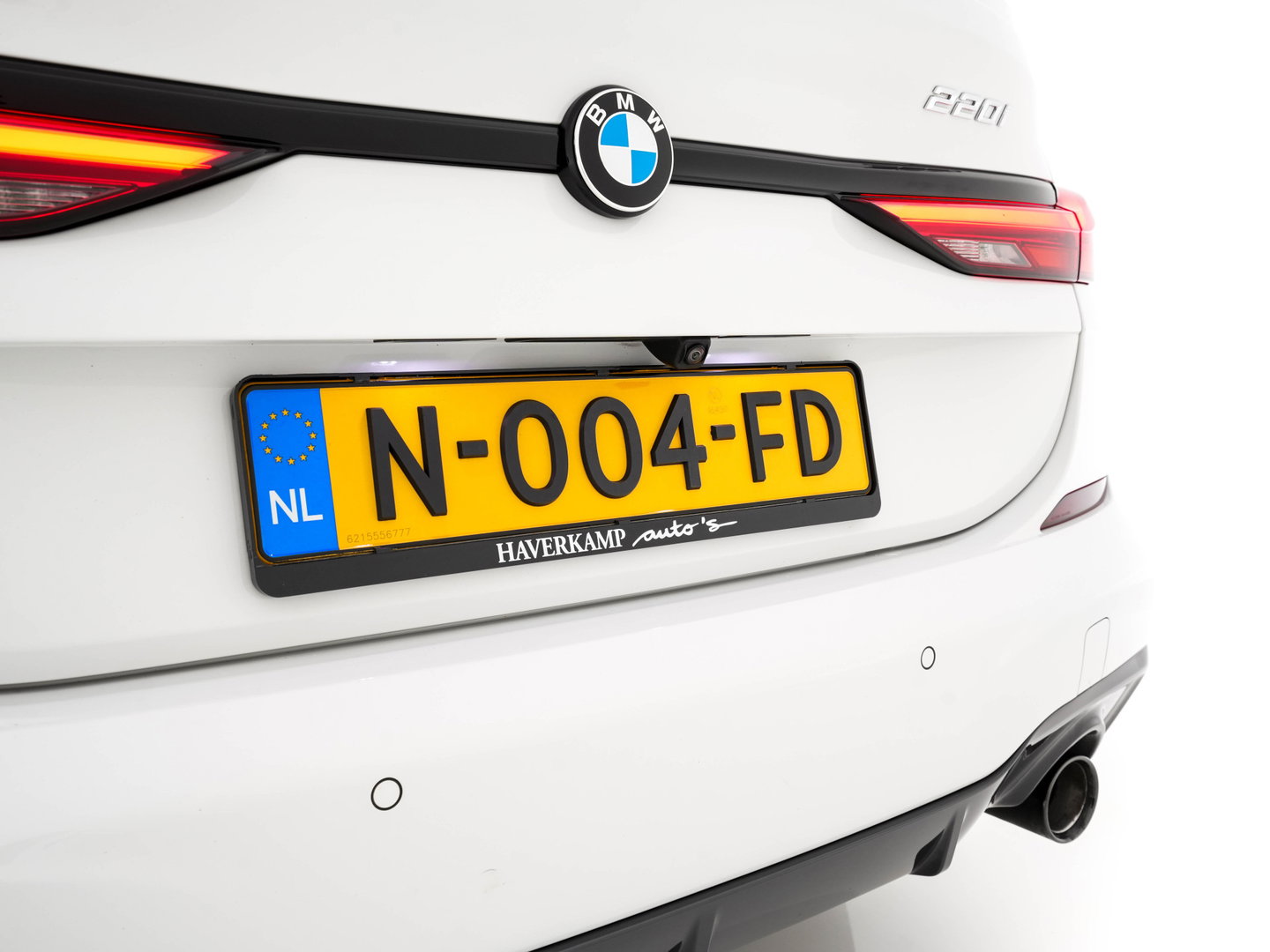 BMW 2 Serie Gran Coupé 220i M-Sportpack Business Edition (INCL-BTW) Aut. *PANO | MICROFIBRE-SPORTSEATS | FULL-LED | DIGI-COCKPIT | CAMERA | NAVI-FULLMAP | HIFI-SOUND | DAB+ | ECC | PDC | CRUISE | CARPLAY | KEYLESS | PRIVACYGLASS | 18"ALU*