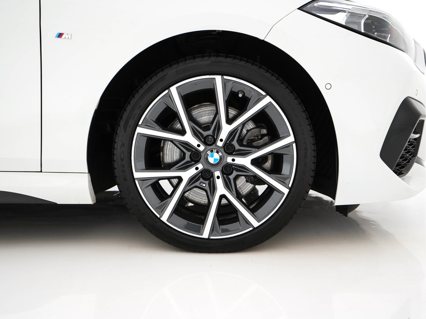 BMW 2 Serie Gran Coupé 220i M-Sportpack Business Edition (INCL-BTW) Aut. *PANO | MICROFIBRE-SPORTSEATS | FULL-LED | DIGI-COCKPIT | CAMERA | NAVI-FULLMAP | HIFI-SOUND | DAB+ | ECC | PDC | CRUISE | CARPLAY | KEYLESS | PRIVACYGLASS | 18"ALU*