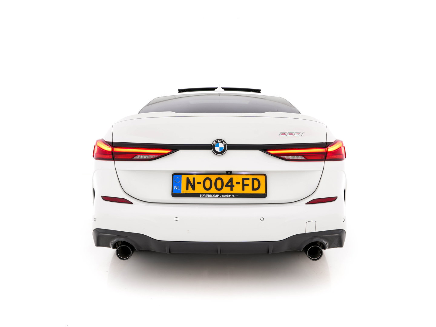 BMW 2 Serie Gran Coupé 220i M-Sportpack Business Edition (INCL-BTW) Aut. *PANO | MICROFIBRE-SPORTSEATS | FULL-LED | DIGI-COCKPIT | CAMERA | NAVI-FULLMAP | HIFI-SOUND | DAB+ | ECC | PDC | CRUISE | CARPLAY | KEYLESS | PRIVACYGLASS | 18"ALU*