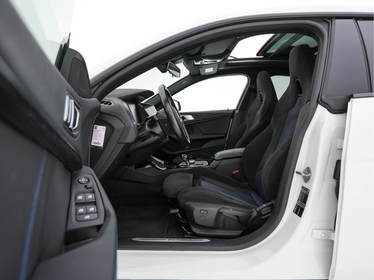 BMW 2 Serie Gran Coupé 220i M-Sportpack Business Edition (INCL-BTW) Aut. *PANO | MICROFIBRE-SPORTSEATS | FULL-LED | DIGI-COCKPIT | CAMERA | NAVI-FULLMAP | HIFI-SOUND | DAB+ | ECC | PDC | CRUISE | CARPLAY | KEYLESS | PRIVACYGLASS | 18"ALU*