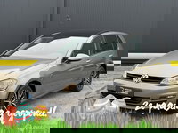 Volkswagen Golf - 1.6 TDI Highline PANORAMADAK | ACC | ECC |