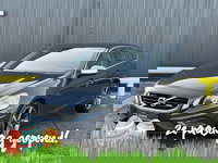 Volvo V60 - 1.6 T3 R-Design AUTOMAAT | TREKHAAK |