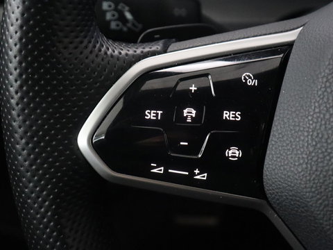 Volkswagen Golf 1.4 eHybrid GTE | SOH 93% | Stoelverwarming | Trekhaak | Carplay | Adaptive cruise | 18'' | Sportstoelen | Navigatie | Sfeerverlichting | Climate control | Parkeerhulp | PHEV | Plug In