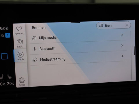 Volkswagen Golf 1.4 eHybrid GTE | SOH 93% | Stoelverwarming | Trekhaak | Carplay | Adaptive cruise | 18'' | Sportstoelen | Navigatie | Sfeerverlichting | Climate control | Parkeerhulp | PHEV | Plug In